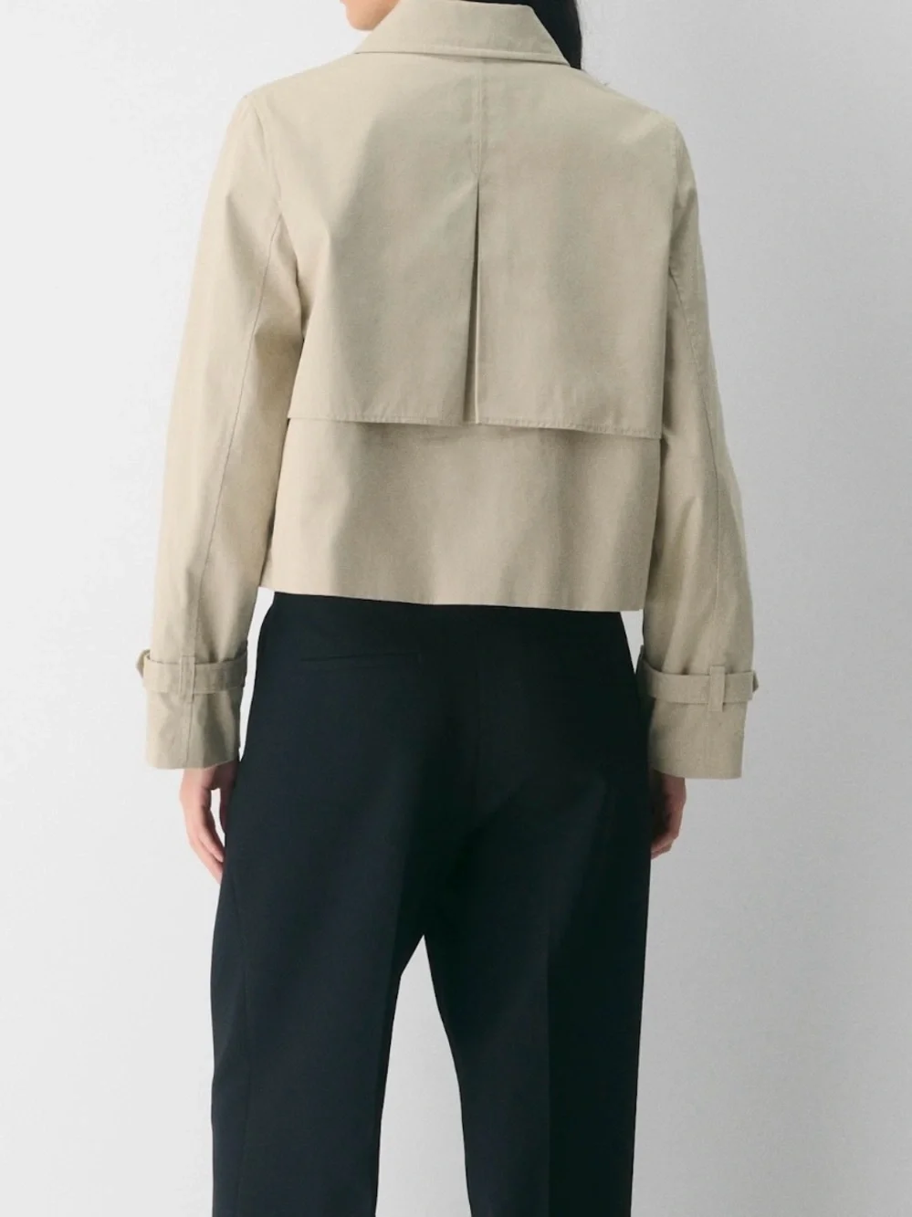 Aritzia Babaton Lightweight Cropped Trench Coat - Picture 3 of 16